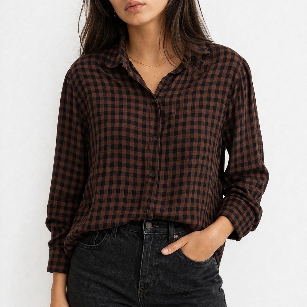 BeachLunchLounge Button‎ Up Shirt Women's Large Brown Plaid Subtle Pleated Yoke